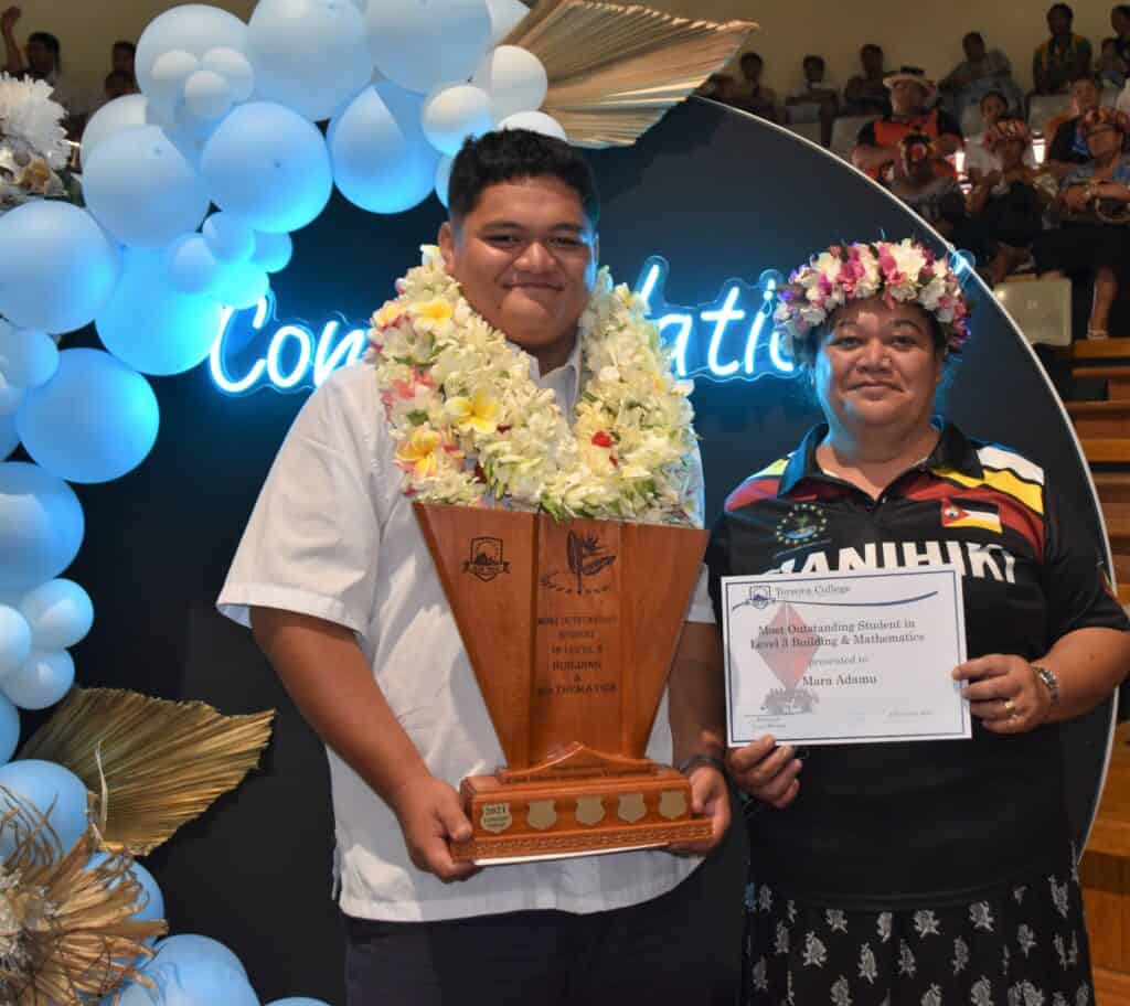 Most Outstanding student in Level 3 Building and Mathematics - Mara Adamu and his proud mother. 22110309
