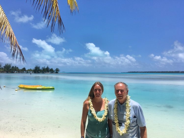 Reiner Gatermann and his daughter Silke in Aitutaki 2018. 22111825