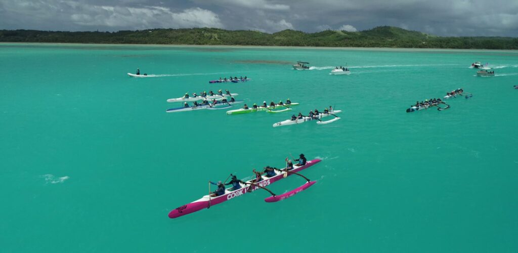 The Motu2Motu changing over change over race in Aitutaki’s stunning lagoon. Picture: Motu2Motu/22120229