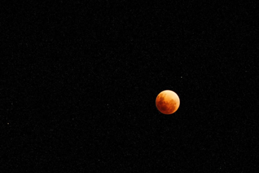 Perfect conditions for lunar eclipse