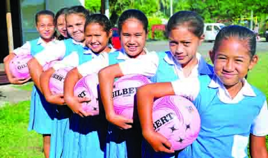 Ball donations boost junior netball training