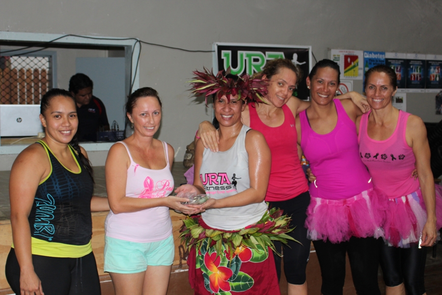 Party in Pink raises funds