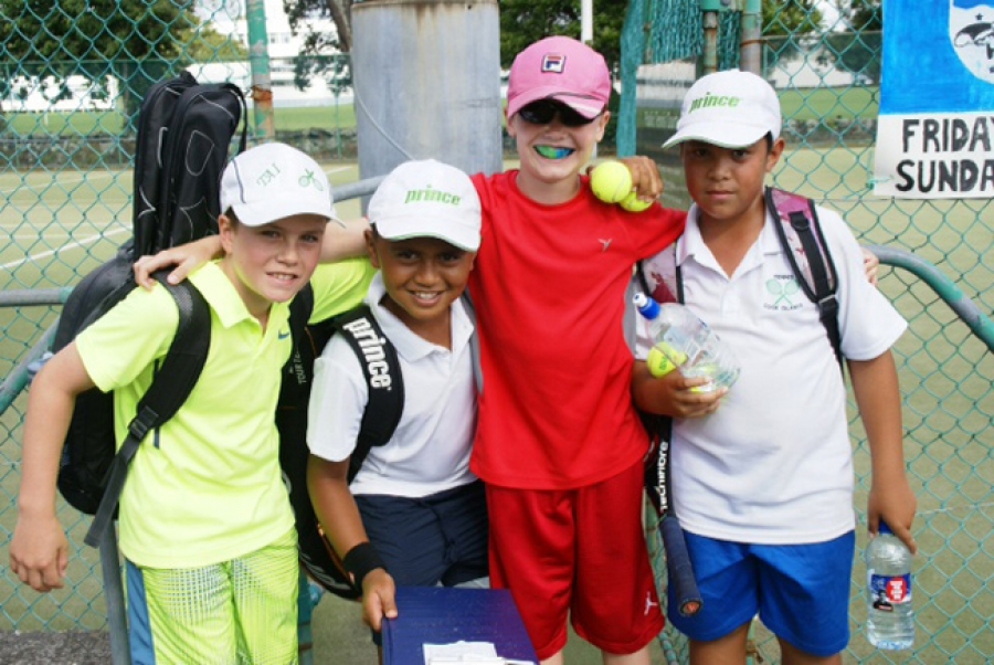 Mixed results on Auckland tennis courts