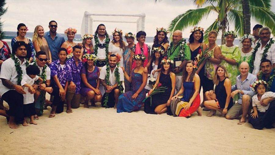 Rugby star marries in paradise