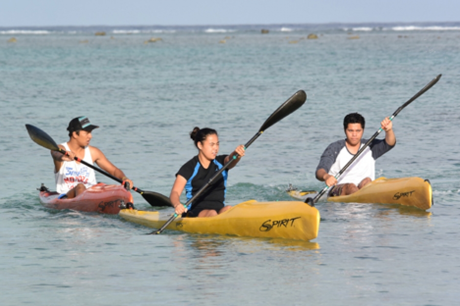 Sprint kayak coaching for junior paddlers