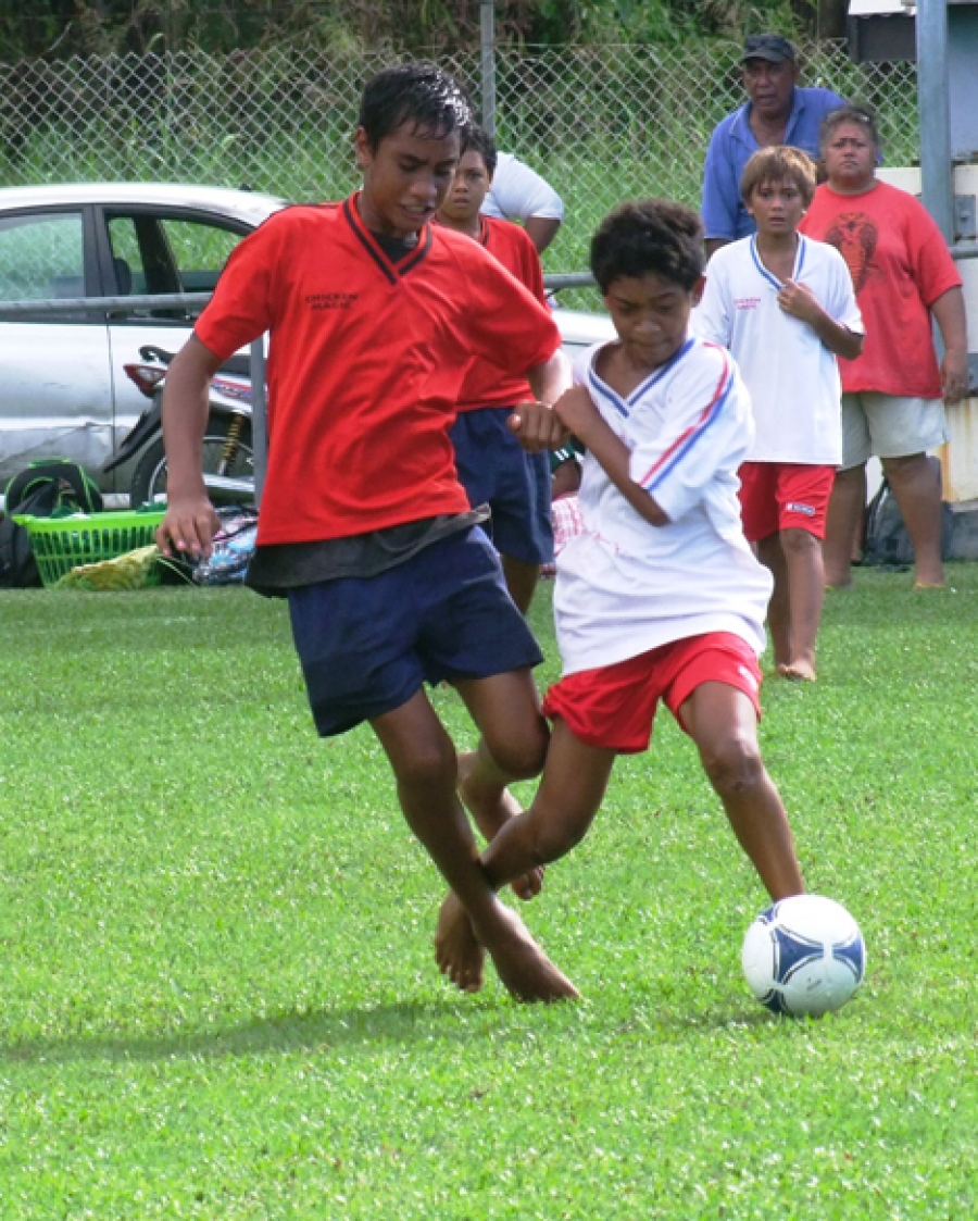 Primary school soccer kicks off apopo