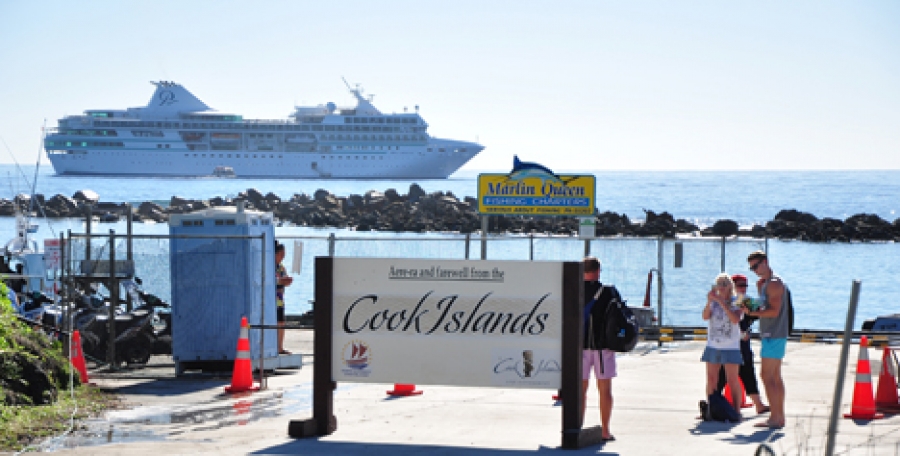 Stunning day greets cruise ship visitors
