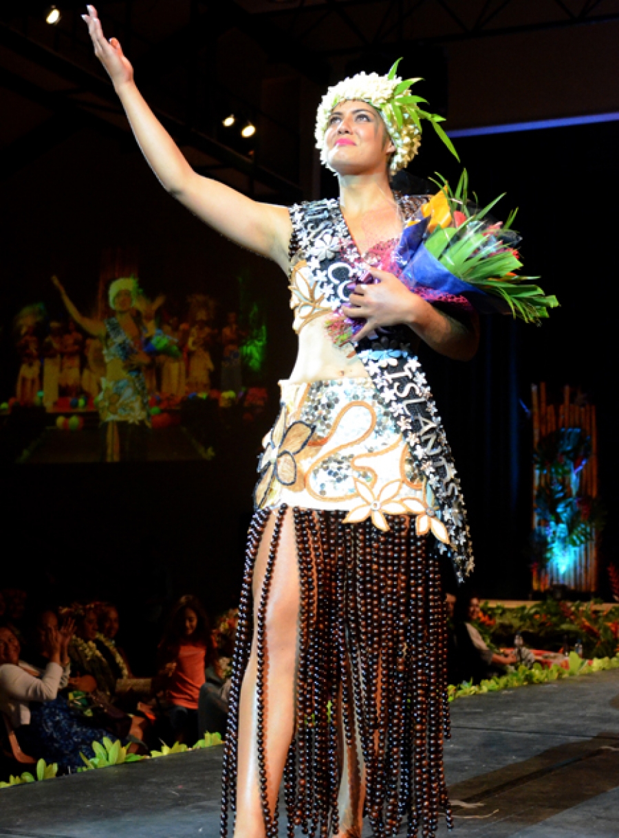 Miss Cook Islands off to Miss World pageant