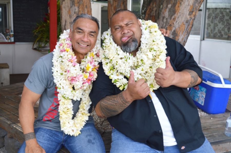 Fun start to weekend with Laughing Samoans