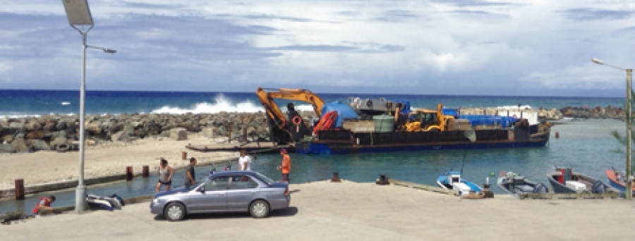 Inter-island barge sinks off Mauke