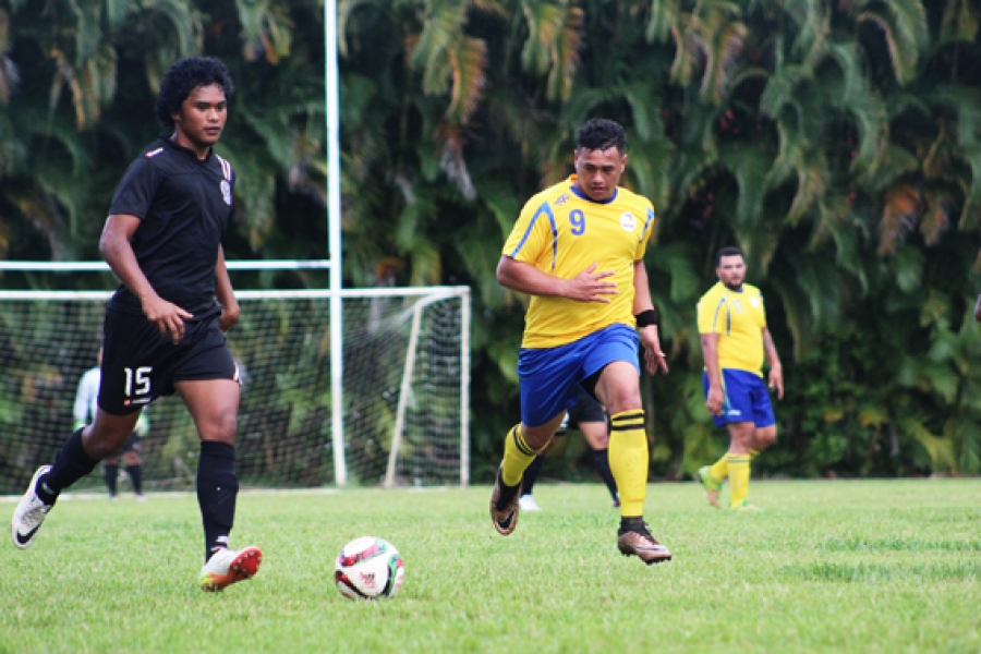 Tupapa, Nikao fight for second