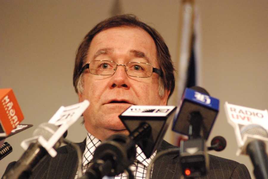 McCully to attend meetings with PM