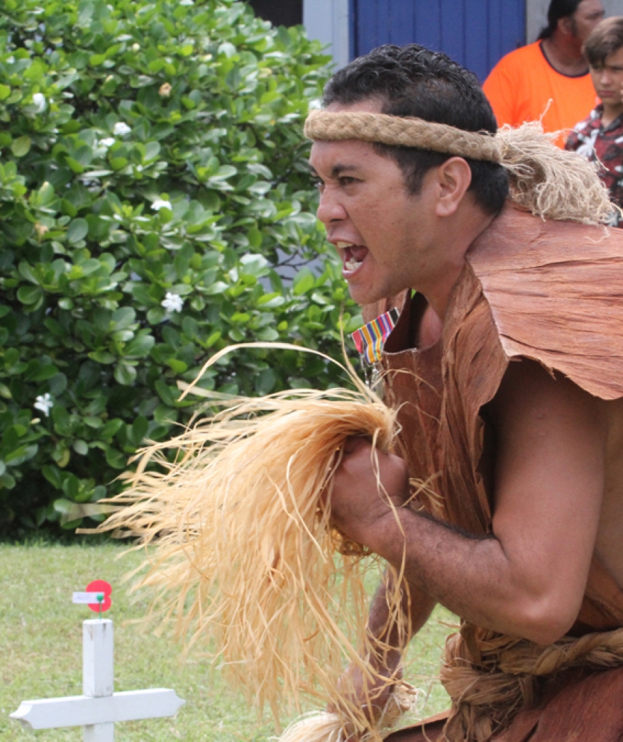 Young man honours his tupuna in traditional chant