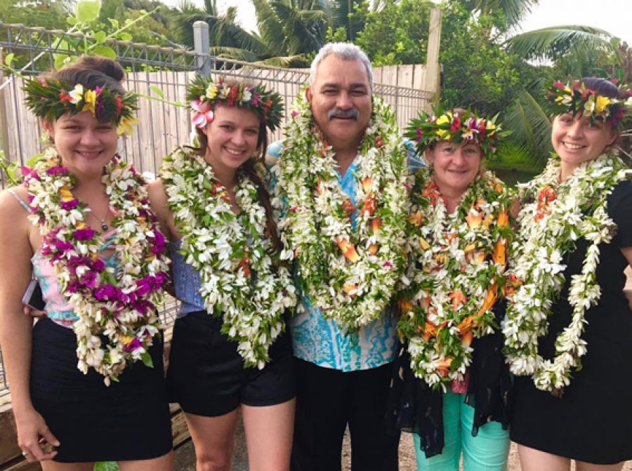 Aitutaki welcomes Bishop home