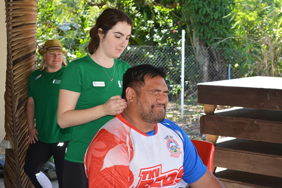 Visiting NZ group continues free spinal checks