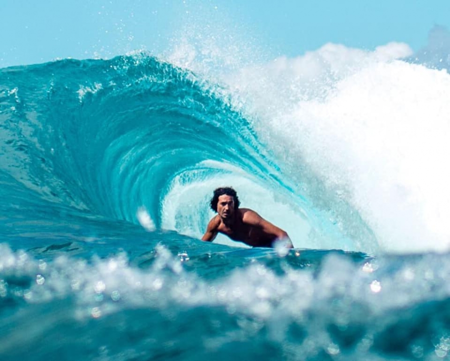 Surfer mates rip ‘world’s shallowest reef break’