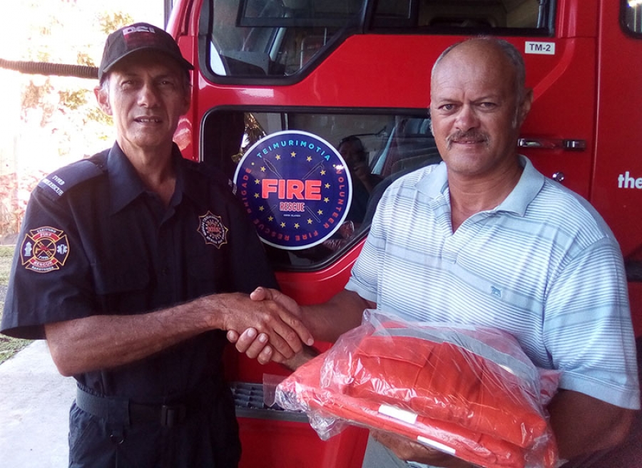 Fire brigade donates fireproof overalls