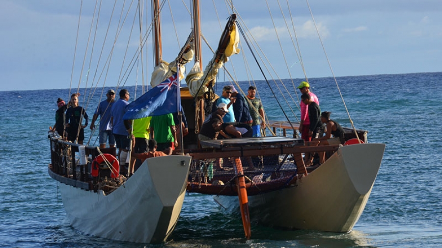 Marumaru Atua sets sail for Mangaia