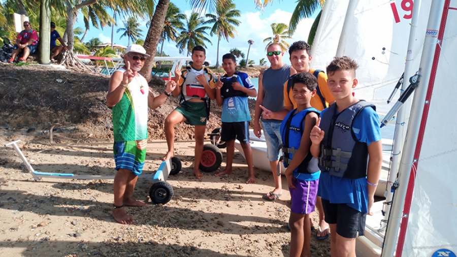 Aitutaki sailors set sail to train