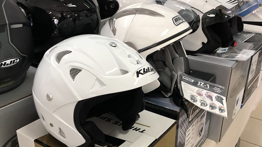 Pa Enua athletes need helmets: Police