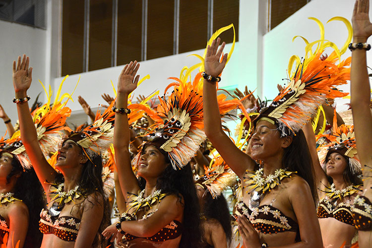 Students raise the roof for Cook Islands culture