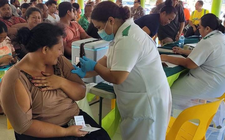 Thousands take part in Samoa mass Covid-19 vaccination drive