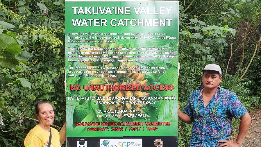 Takuva’ine Valley Water Catchment signage installed
