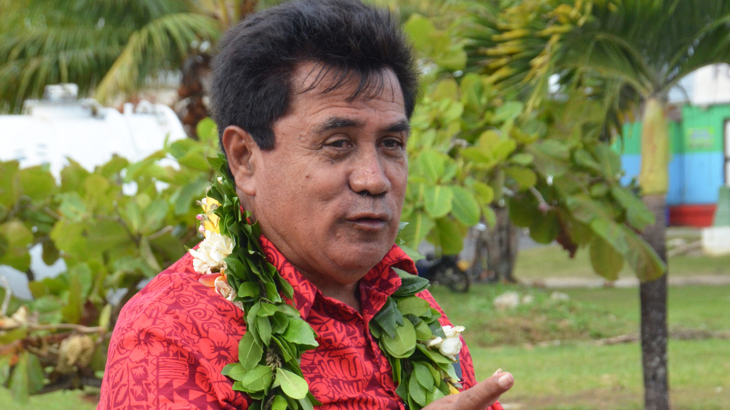 Aitutaki ‘anxious’ as Kiwi visitors arrive