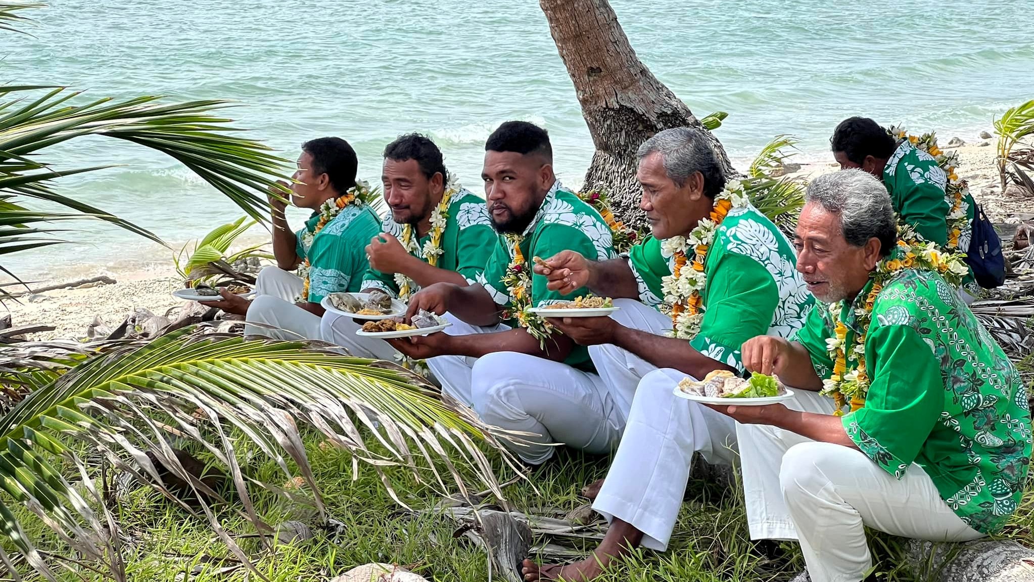 Pukapuka men meet to review island rules