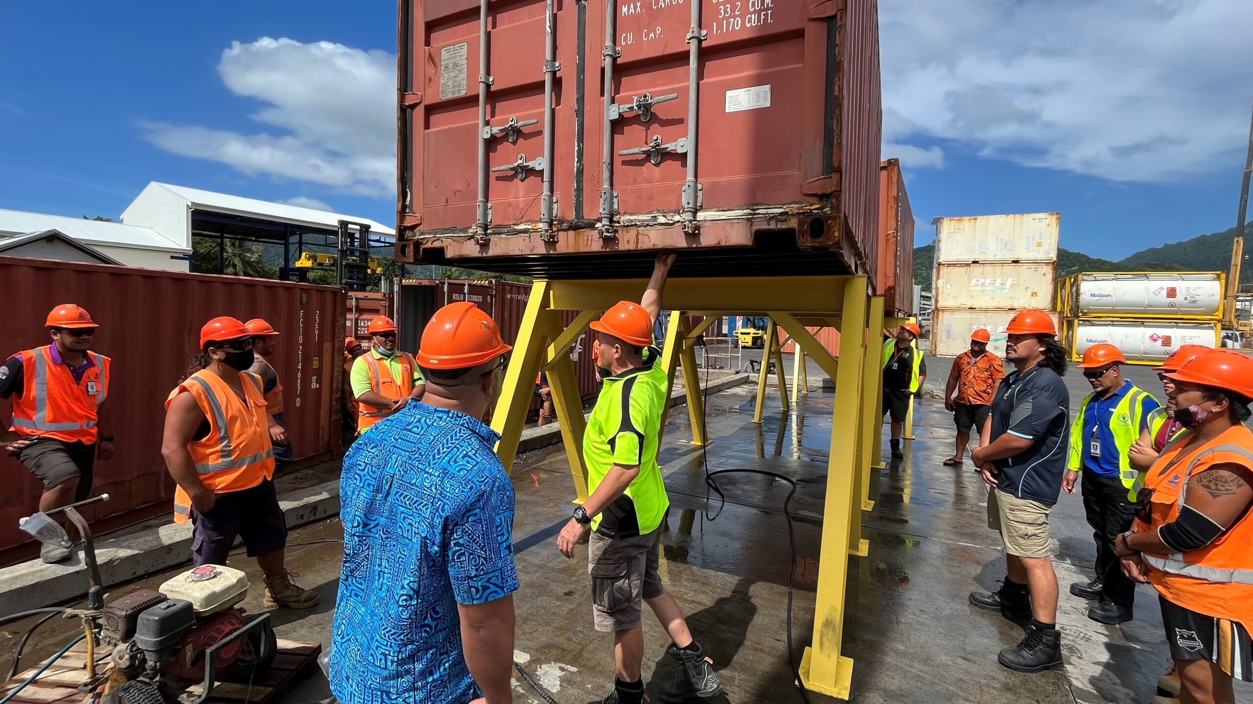 Cook Islands considers new  sea container cleaning system