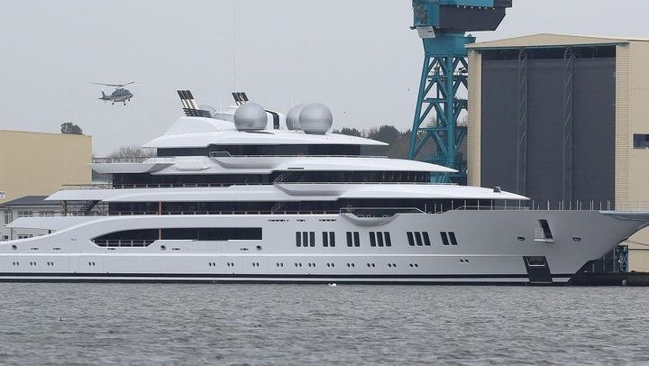 Court orders oligarch’s superyacht to stay in Fiji