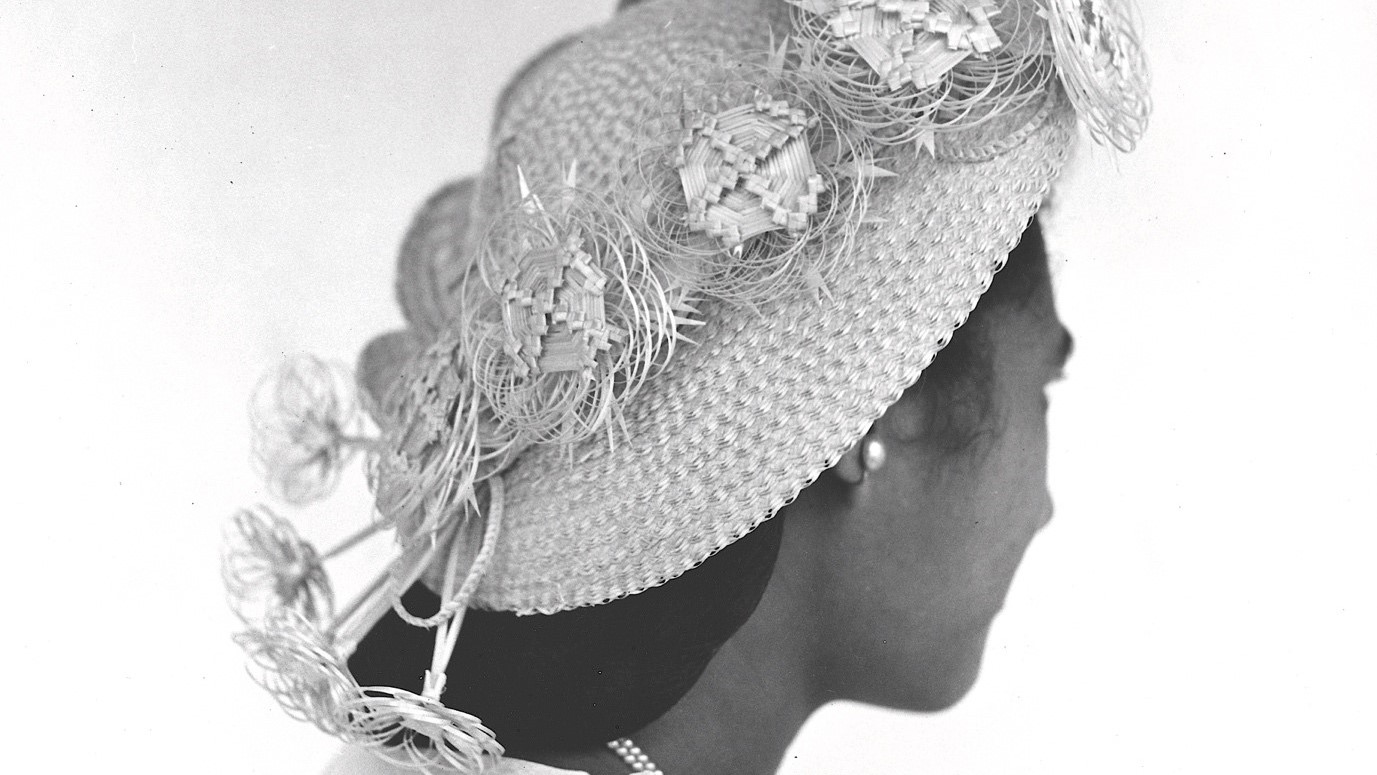 Mangaian chic – pare tō fashion hats from the 1950s