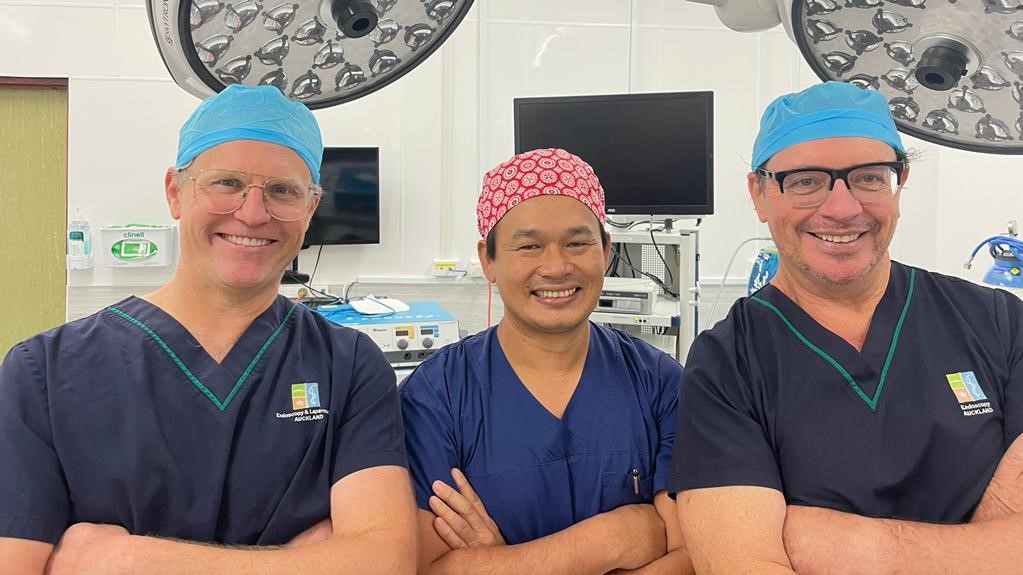 A change of Professors: Laparoscopic surgery to continue in Rarotonga