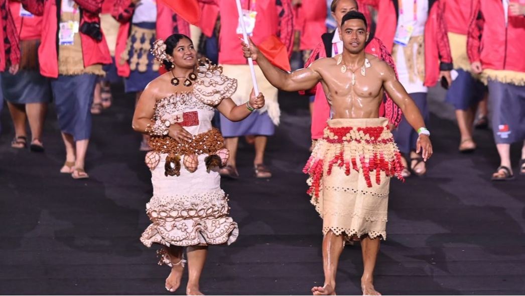 Pacific nations add colour, oils to Games opening ceremony