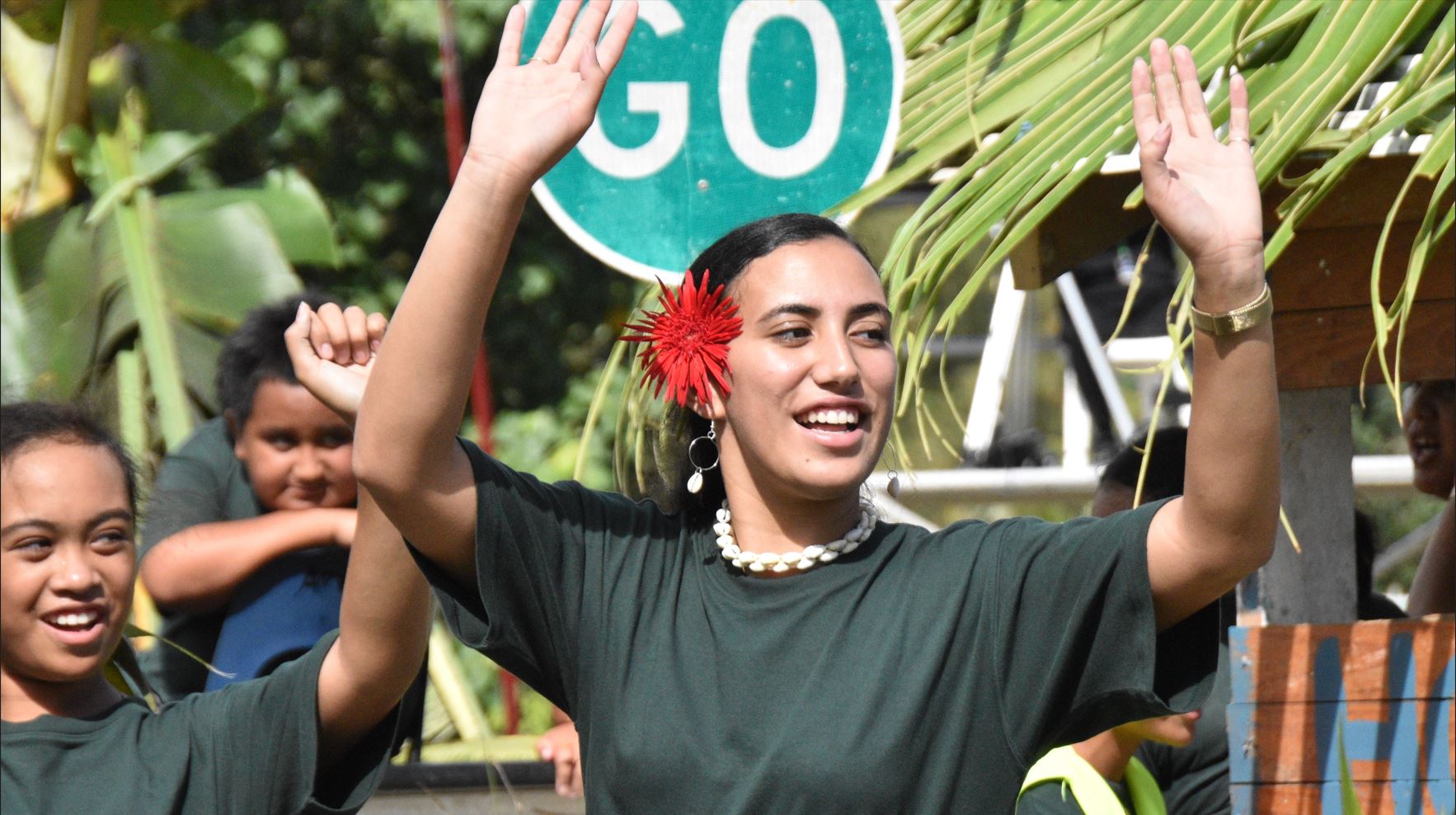 Colourful float parades get Te Maeva Nui festival underway
