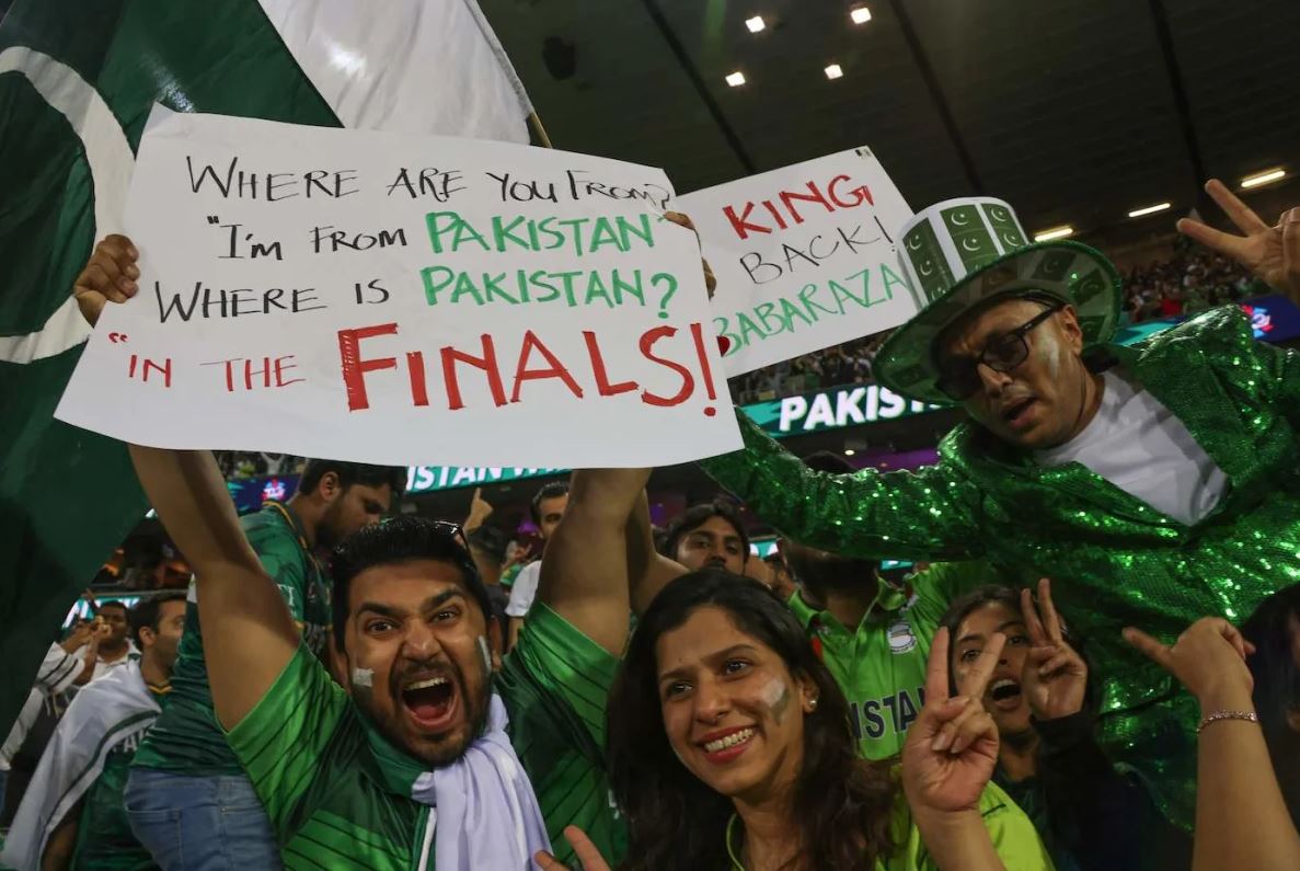 Pakistan defy the odds, reach T20 World Cup final
