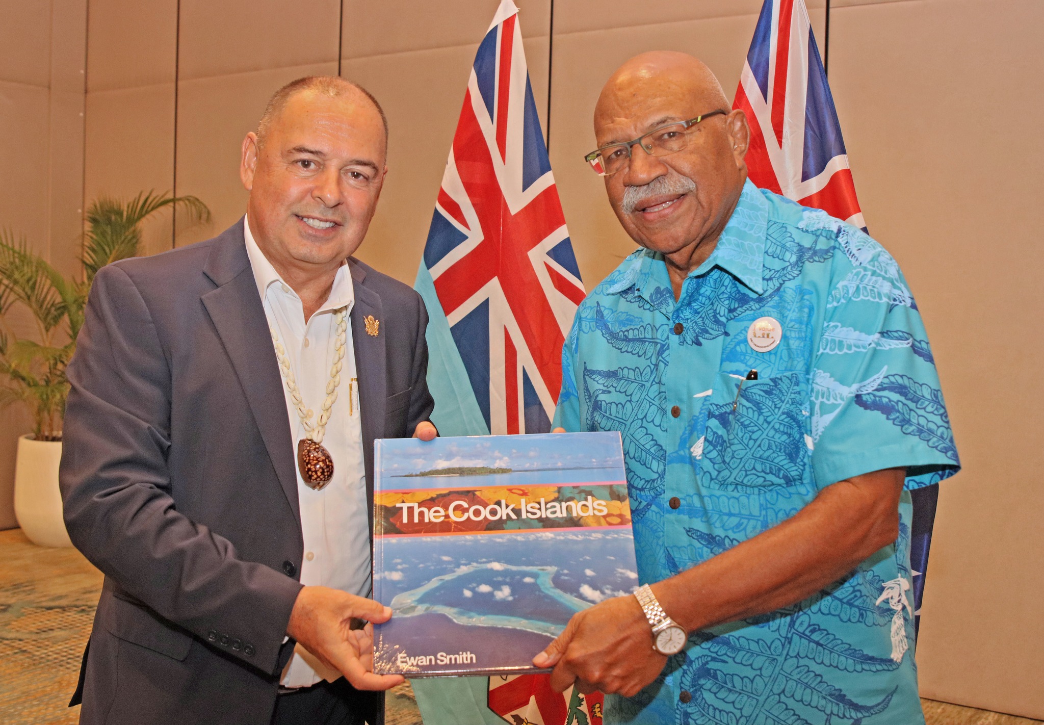 Cooks Prime Minister meets with Fiji counterpart