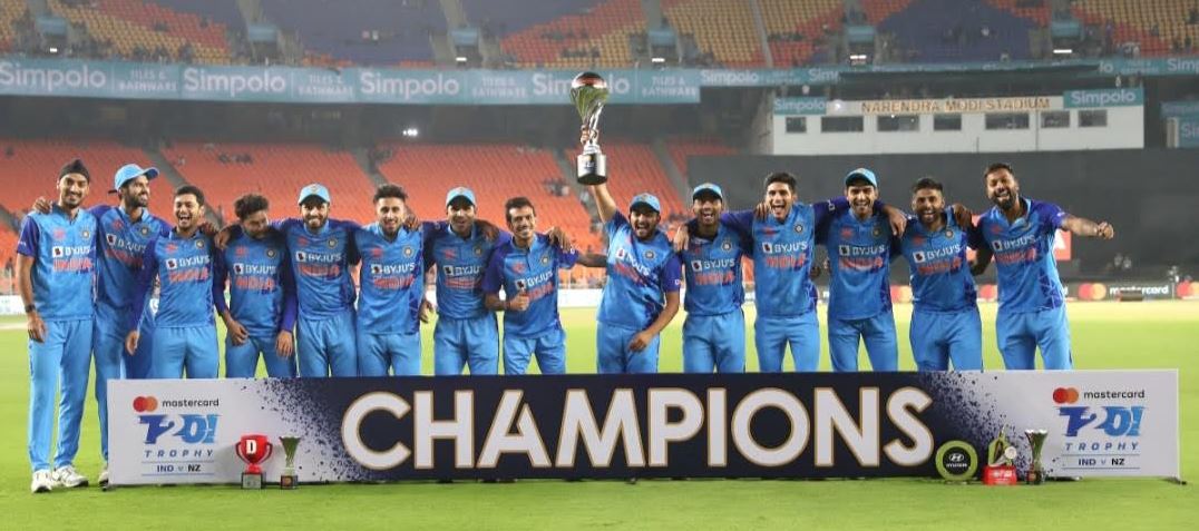 India demolish NZ, win T20 series 2-1