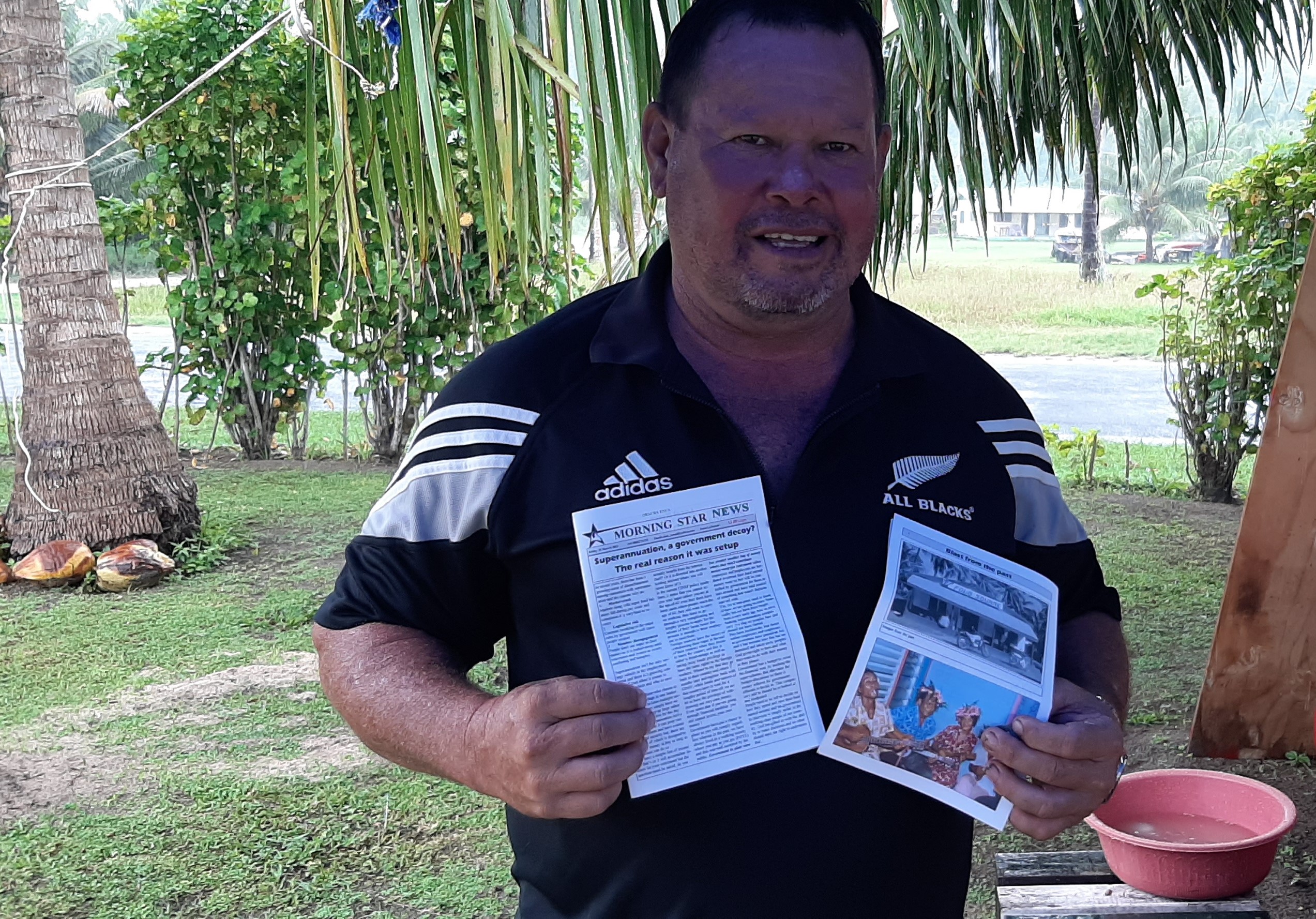 Aitutaki resident puts pen to paper to realise 10-year newspaper dream