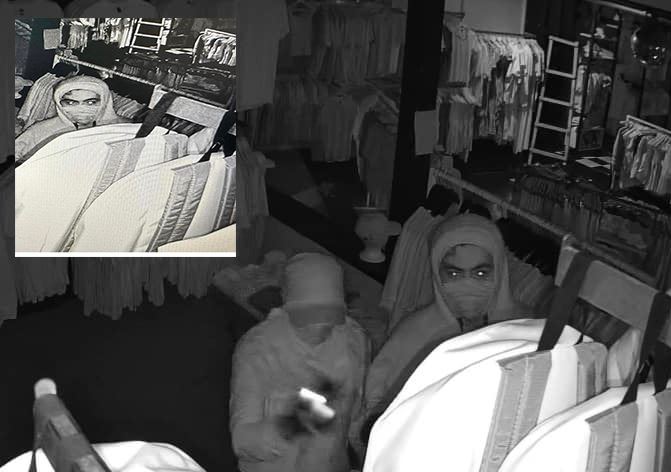 Burglars caught on CCTV camera, police investigation continues