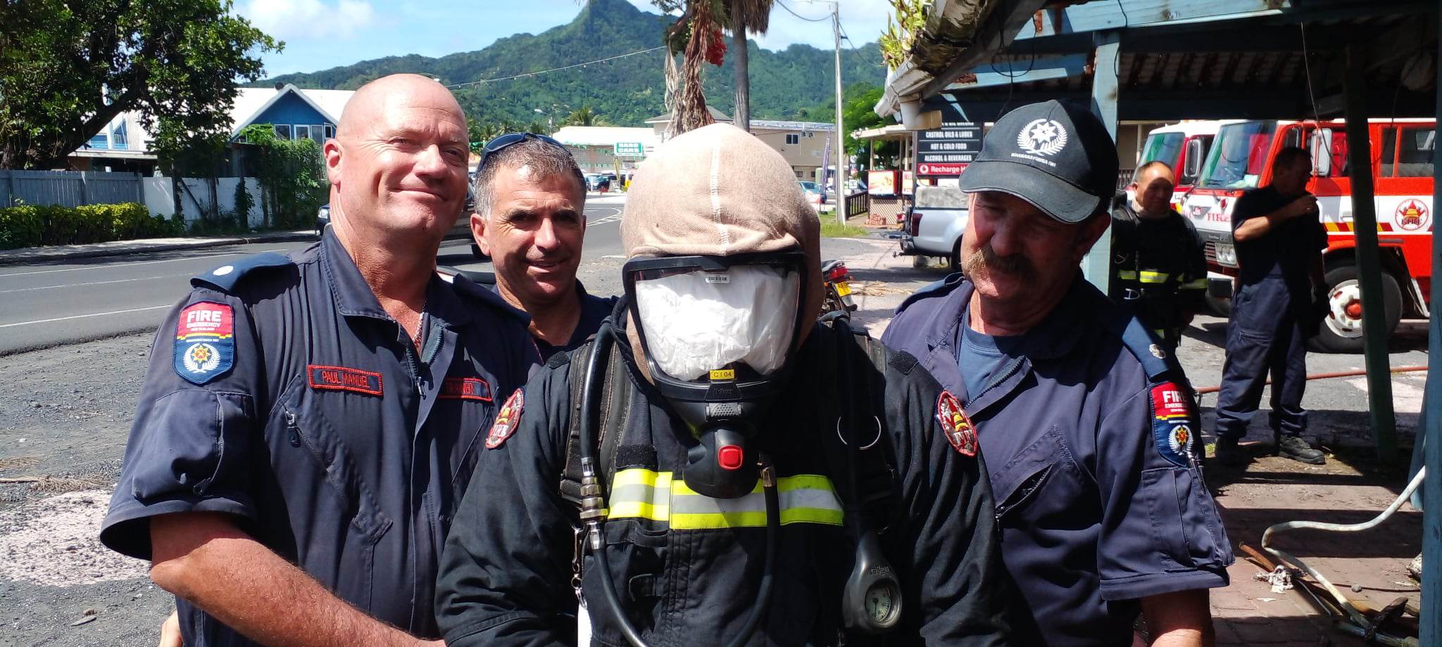 Kiwi firefighters put Cooks counterparts through their paces