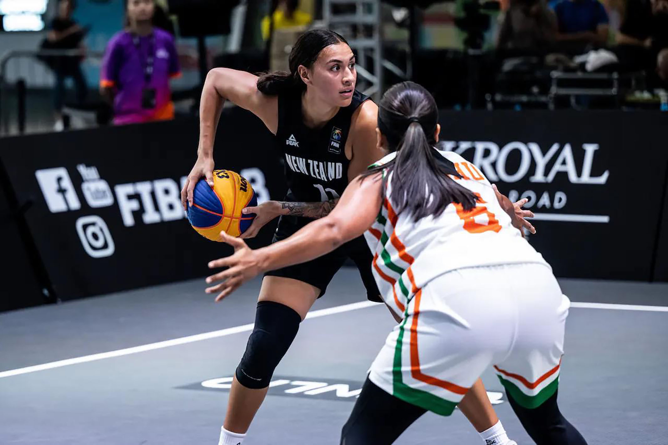 Cook Islands basketball star gives it her best shot