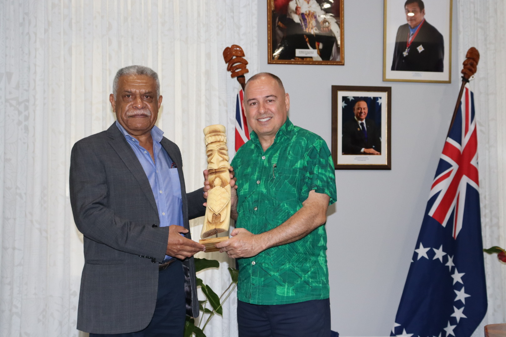 PM Brown holds bilateral talks with Pacific leaders