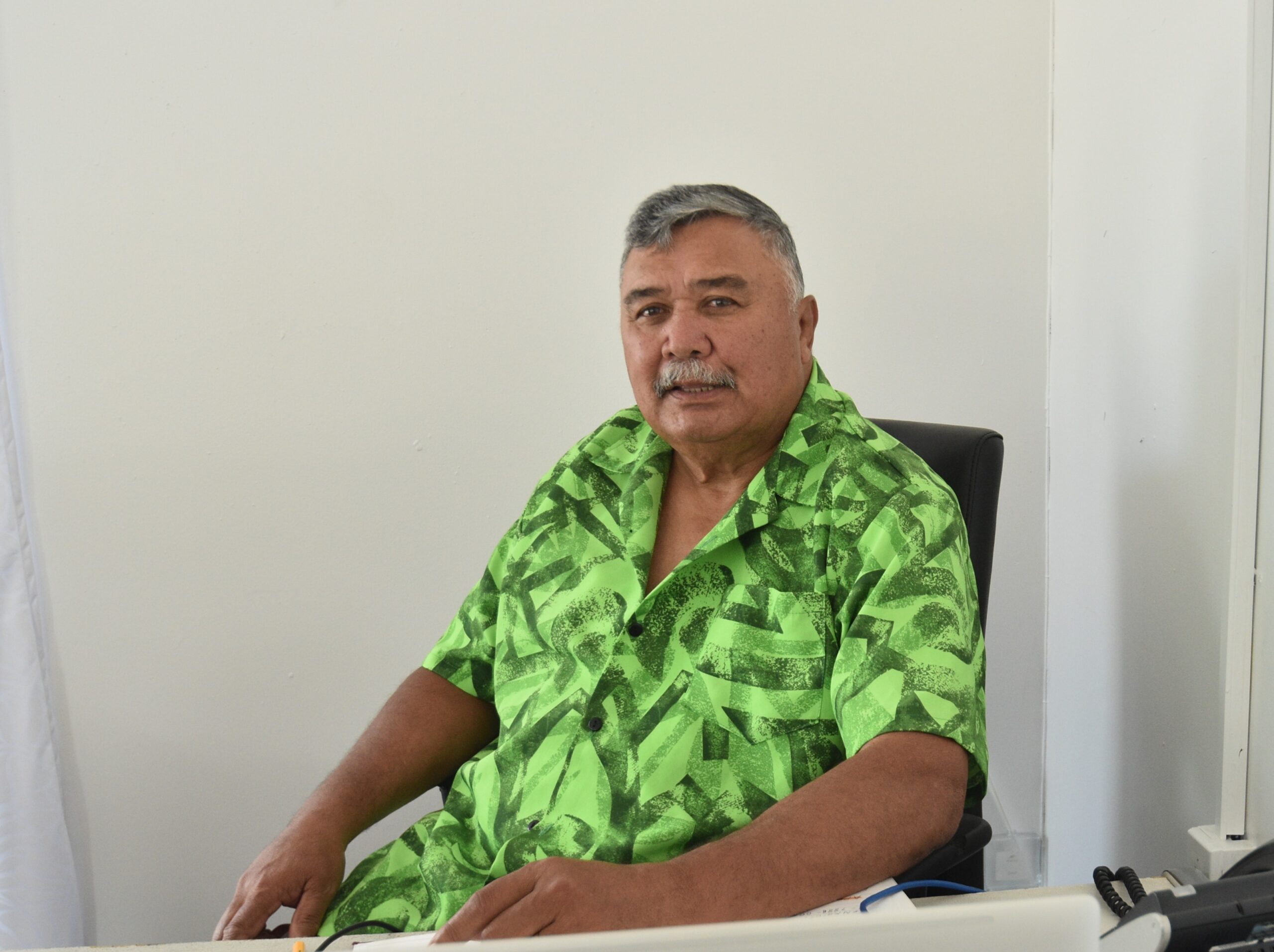 Cultural advisor  urges action to  save Cook Islands  Māori language