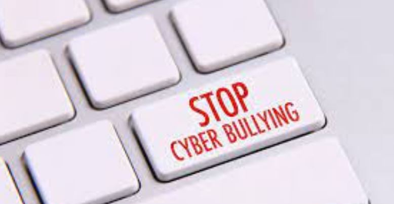 Aitutaki suspect in Cook Islands cyberbullying probe