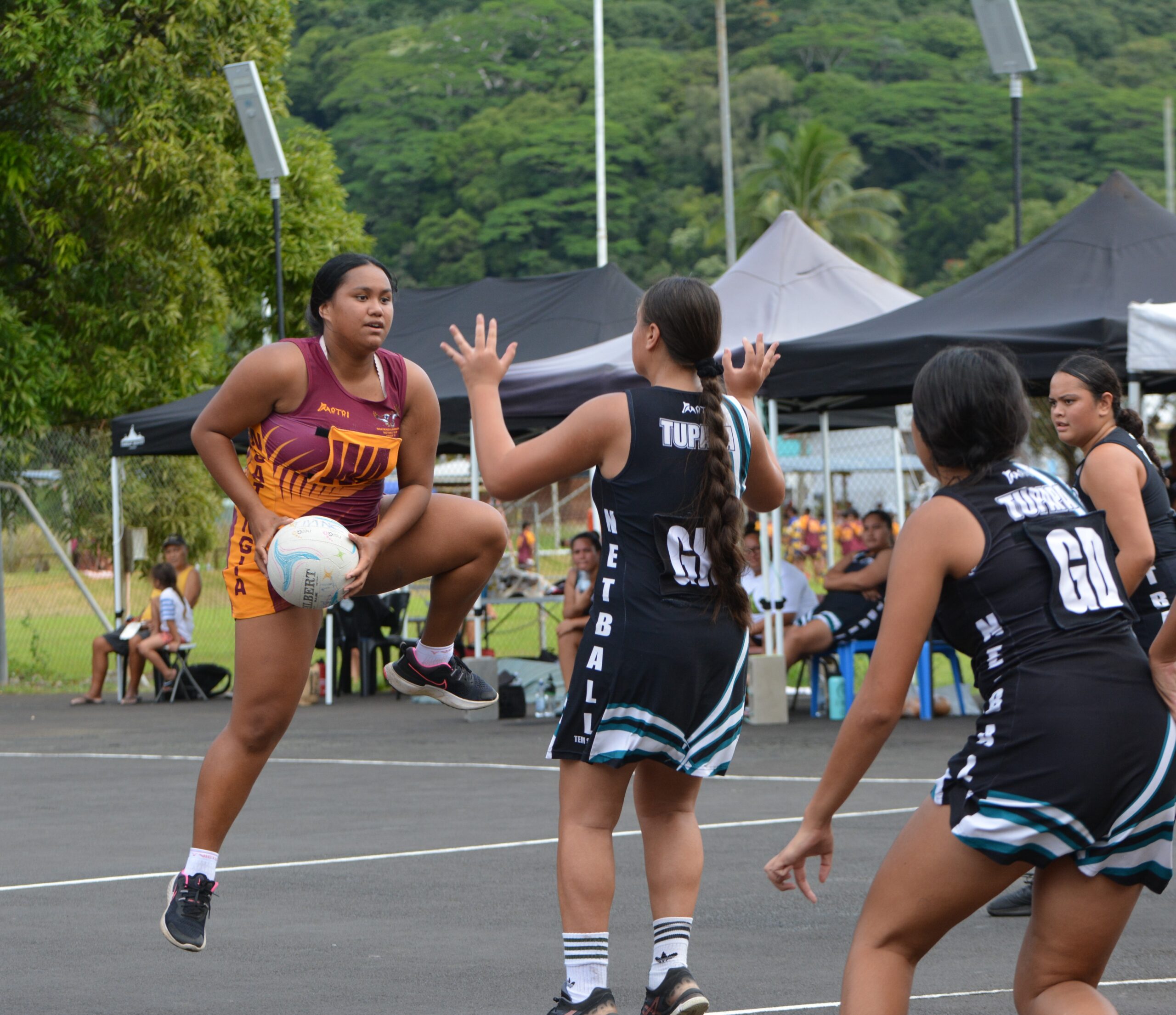 Netball titans set to clash  in round two