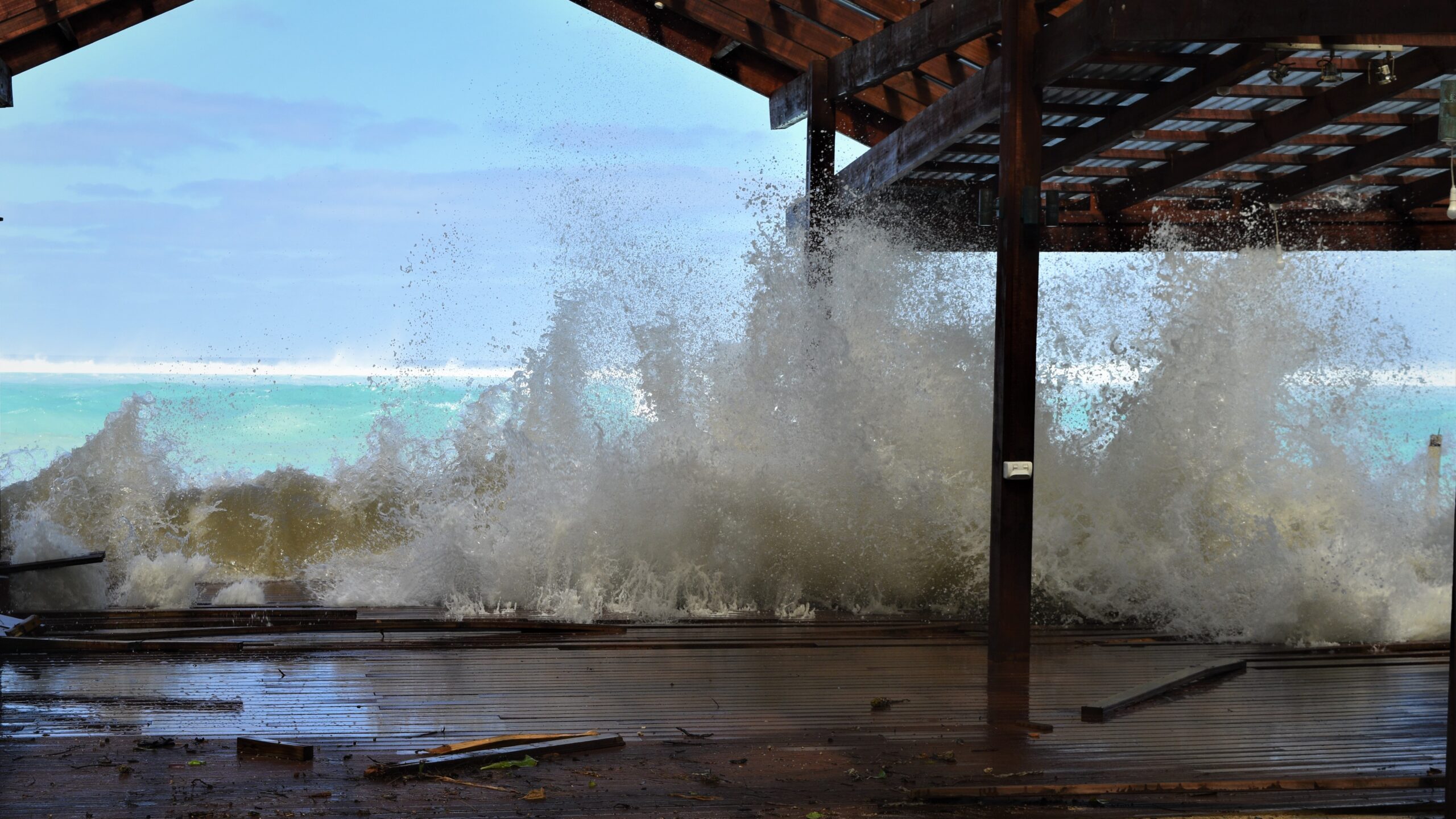 Coastal inundation alert issued  for Rarotonga, Southern Cooks